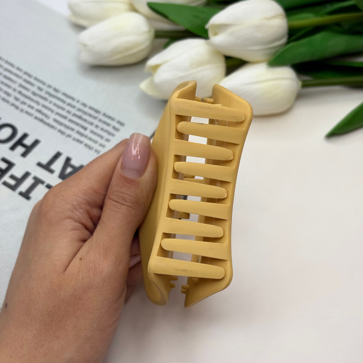 کلیپس طرح مستطیل خم سایز بزرگ9.5cm