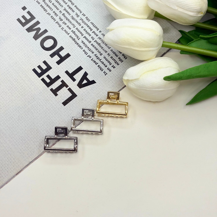کلیپس فلزی طرح مستطیل سایز کوچک2.5cm
