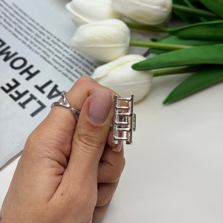 کلیپس فلزی طرح مستطیل سایز کوچک2.5cm