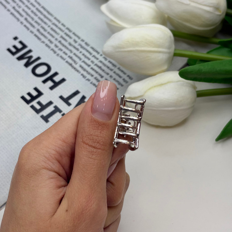 کلیپس فلزی طرح گربه سایز کوچک رنگ نقره ای2.5cm