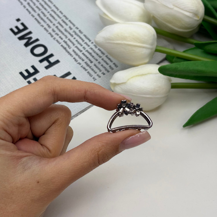 کلیپس فلزی طرح نیم دایره دوگل سایز کوچک2.5cm