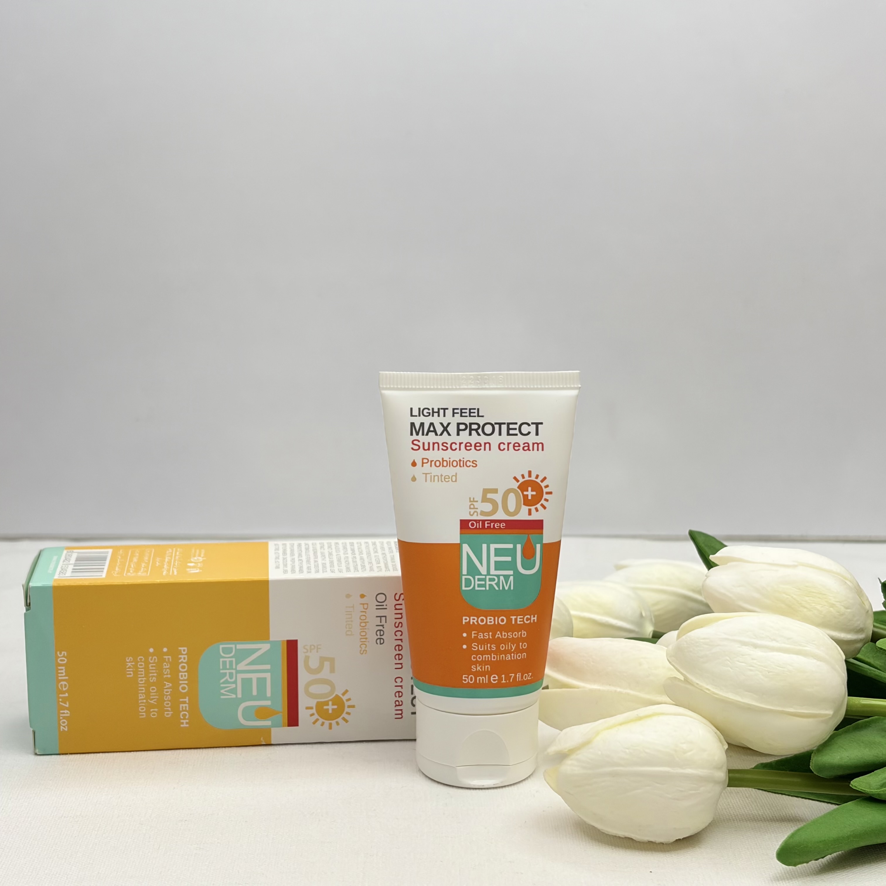 کرم ضدآفتاب مکس پروتکت رنگی نئودرم spf 50مناسب پوست های چرب و مختلط 50میل