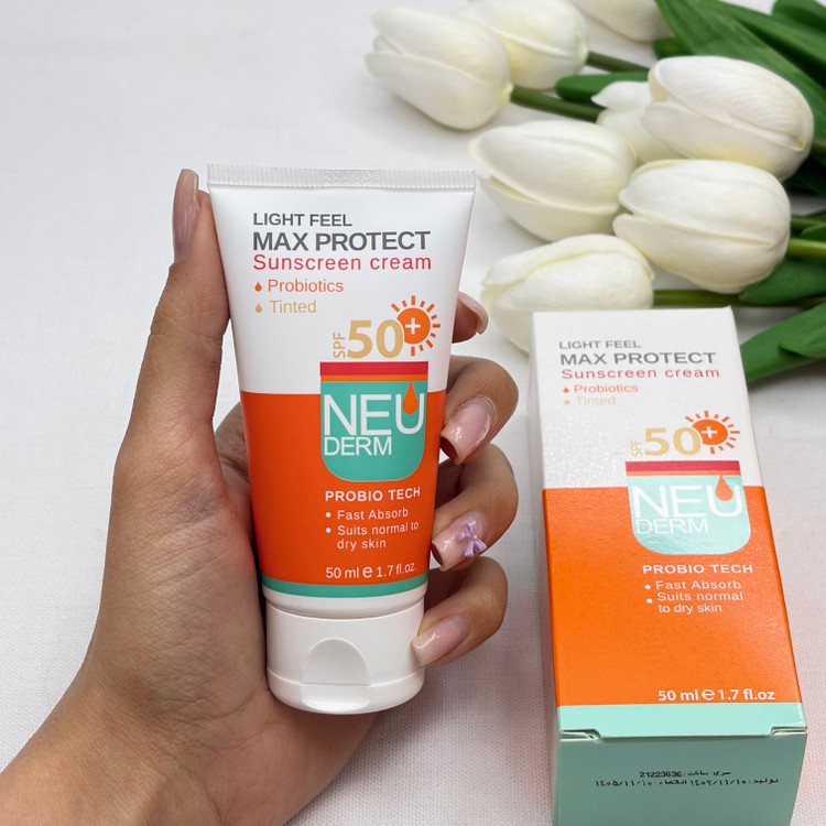 کرم ضدآفتاب مکس پروتکت رنگی نئودرم spf 50مناسب پوست های نرمال و خشک 50میل