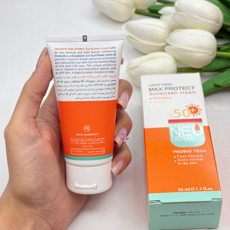 کرم ضدآفتاب مکس پروتکت رنگی نئودرم spf 50مناسب پوست های نرمال و خشک 50میل
