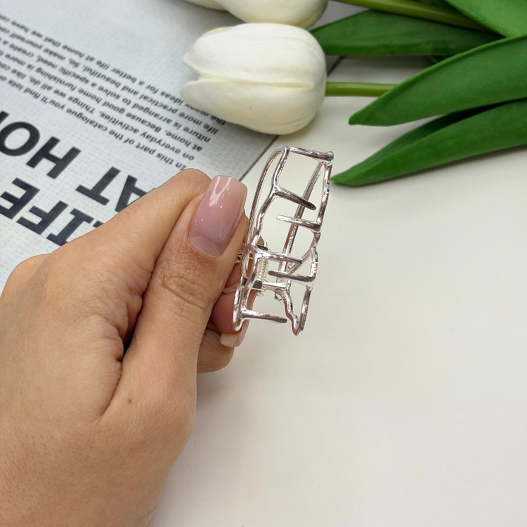کلیپس فلزی طرح پروانه نقره ای براق4.5cm