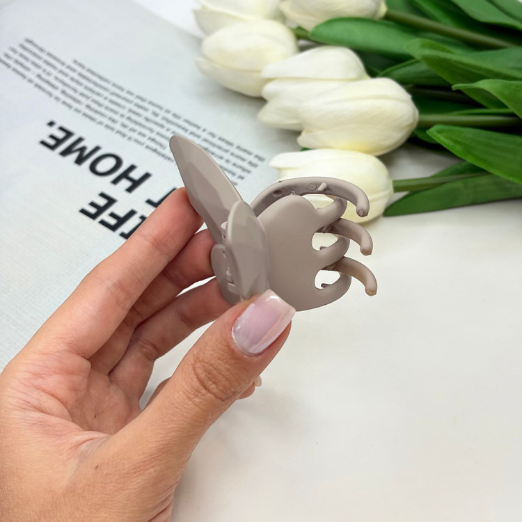 کلیپس طرح پروانه رنگ مات سایز بزرگ8cm