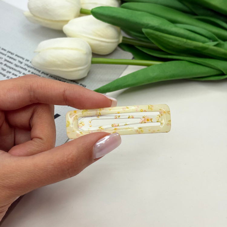 گیره مو براق جفتی تق تقی طرح گلدار وپینترستی رنگ زرد6cm