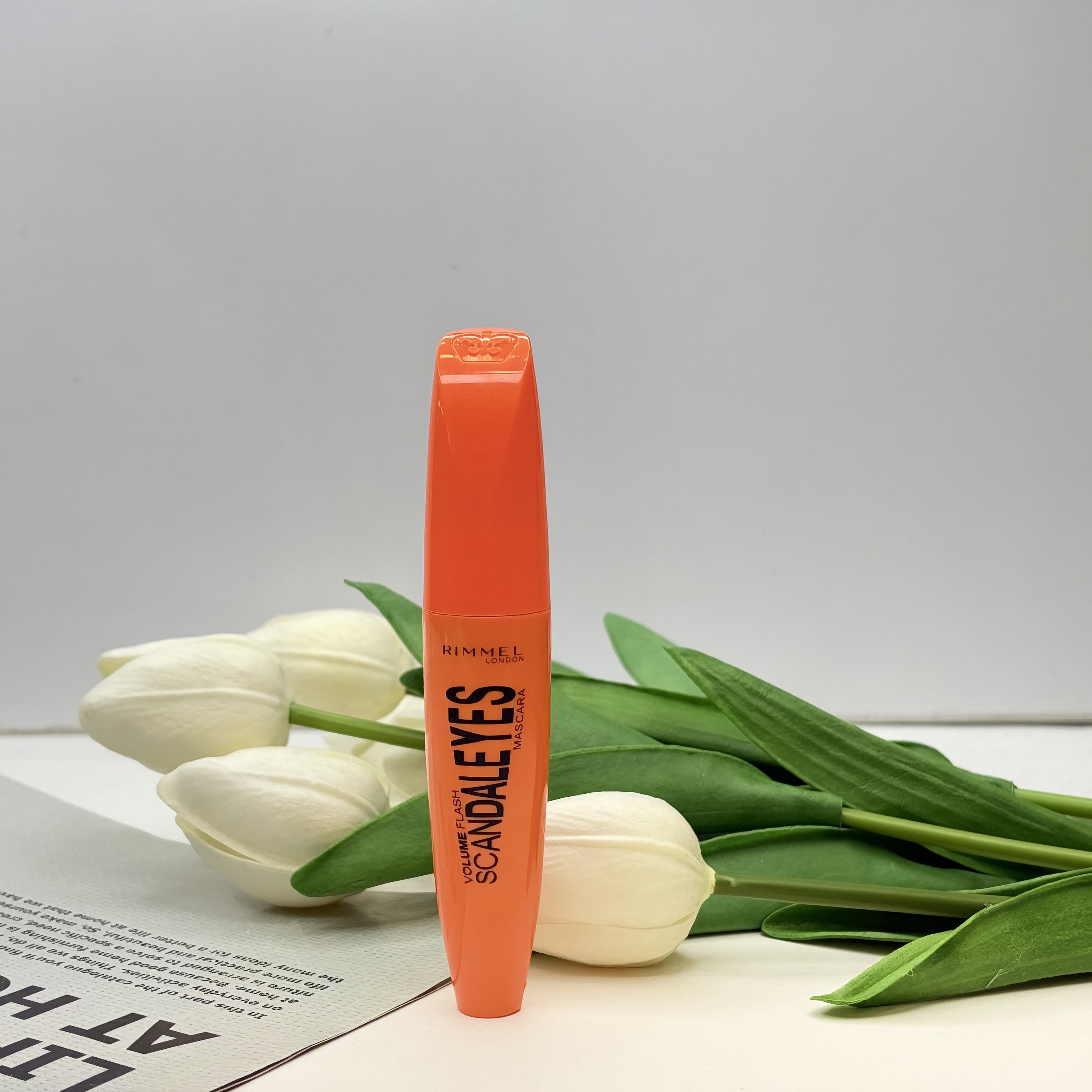 ریمل نارنجی حجم دهنده طرح مستر براش مشکی بسیار حجم دهنده فر کننده و بلندکننده مژه های کم پشت و کوتاه