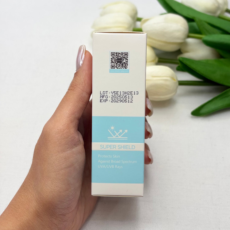 ضد آفتاب استیکی SPF 50 حاوی هیالورونیک اسید و سرامید ۲۰ میلیلیتر