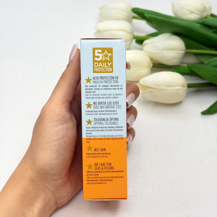 فلوئید ضدآفتاب بدون رنگ SPF50 مدل Fusion Water Magic مناسب انواع پوست، حجم 50 میل کیفیت اماراتی مسترکوالیتی