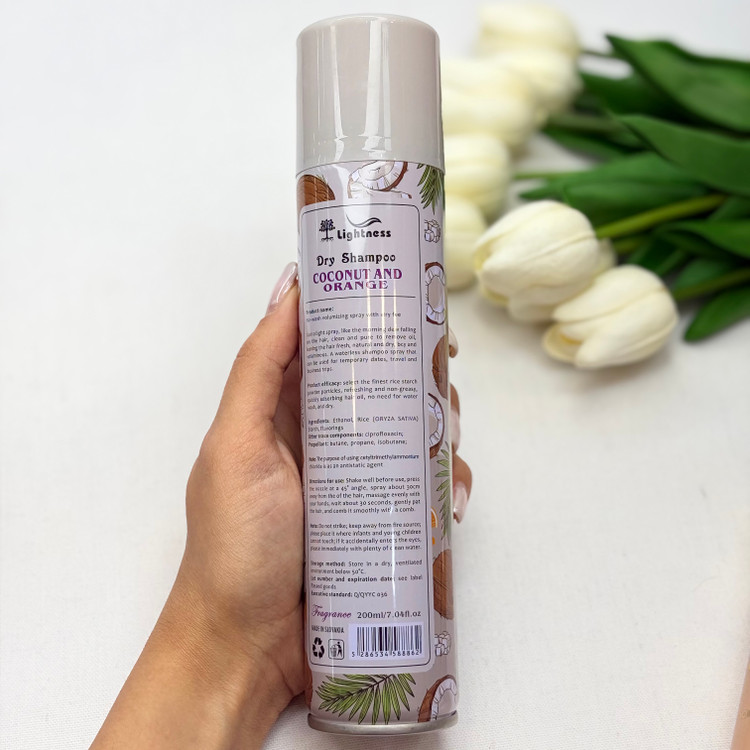 شامپو خشک کیفیت اصلی نارگیل و پرتقال مدل Coconut And Orange مناسب انواع مو حجم 200 میل
