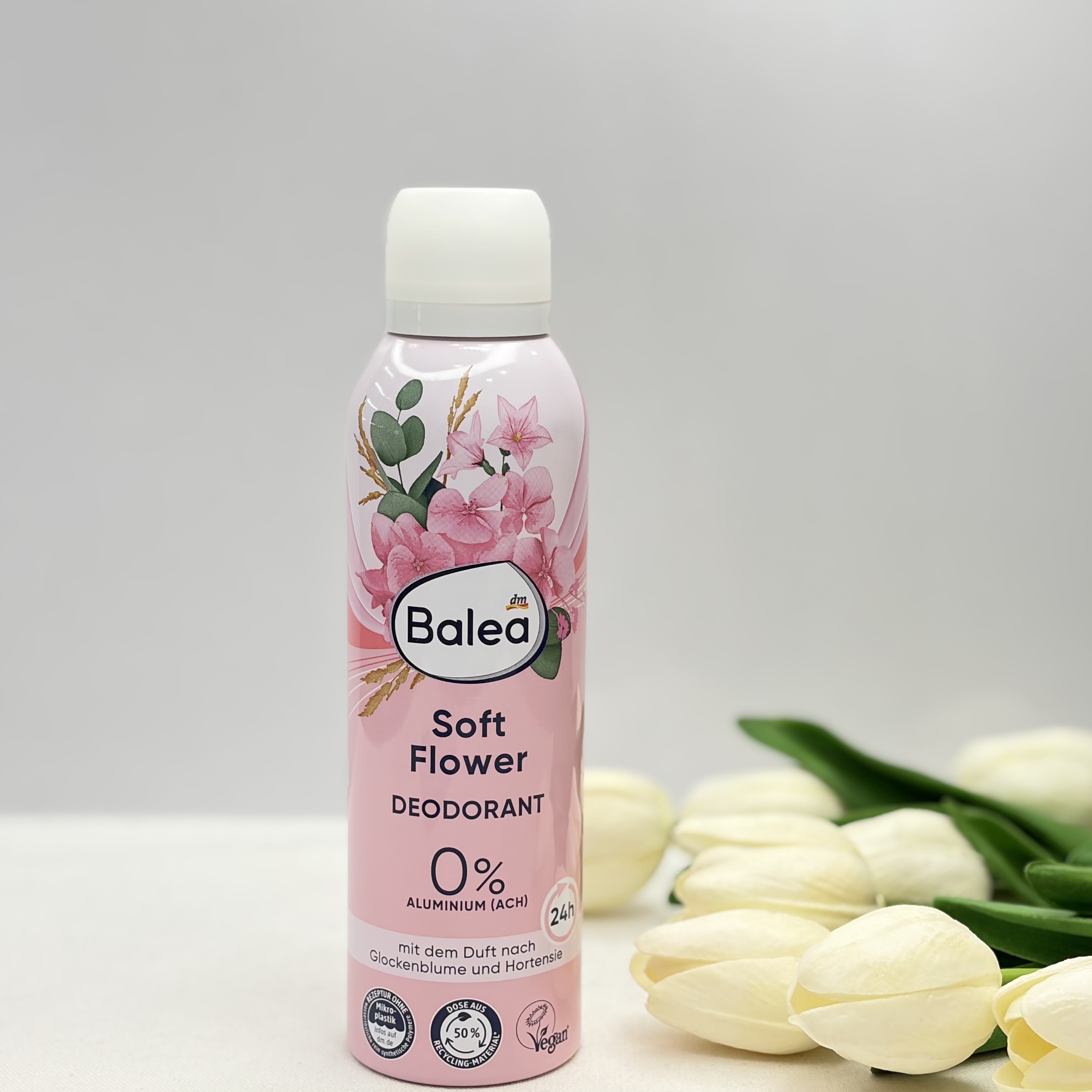 اسپری دئودرانت بدن رایحه soft flower بدون آلومینیوم  ماندگاری ۲۴ساعت ۲۰۰میل