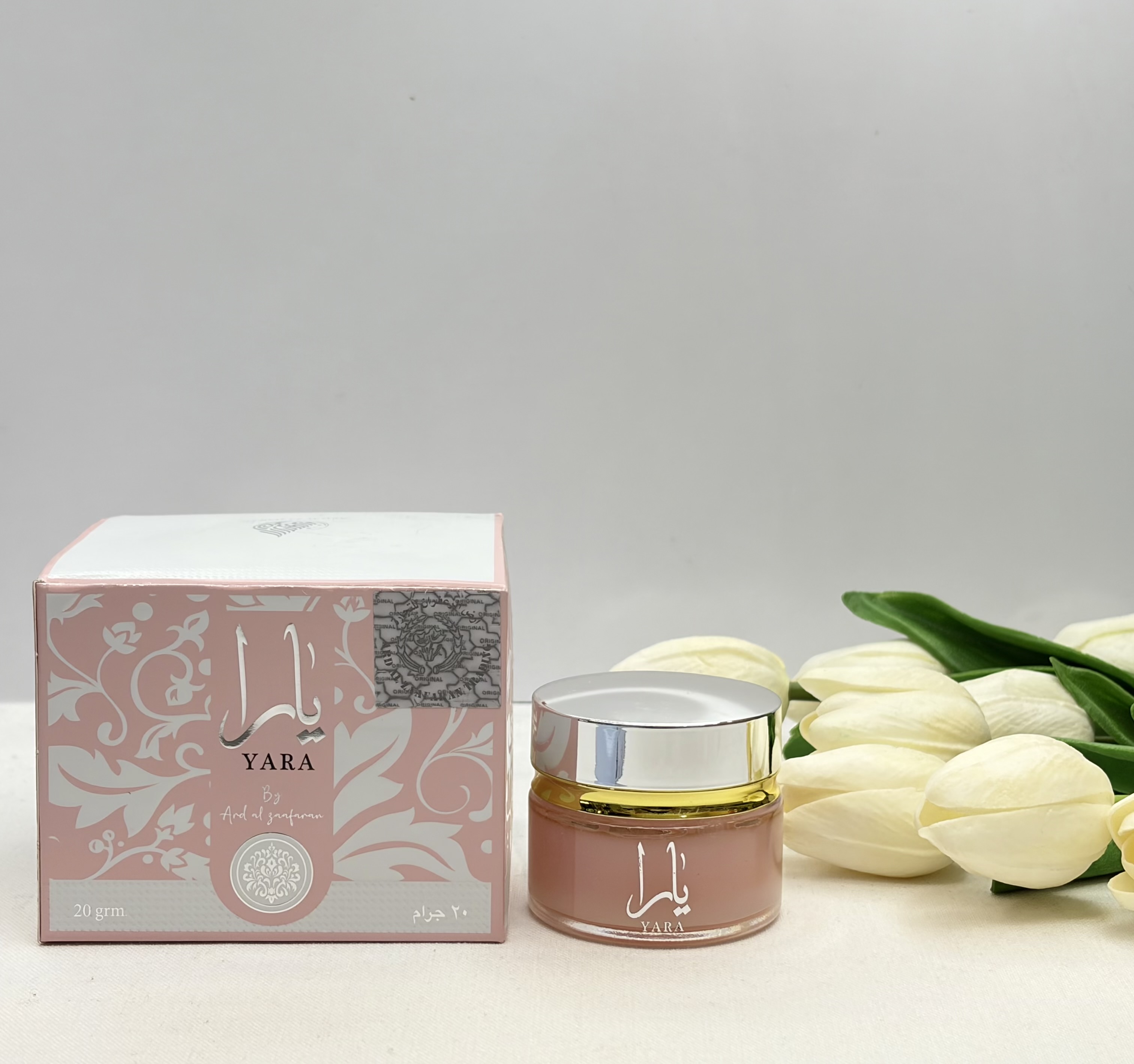 مخمریه جامد،عطر کرمی روغنی مناسب کل بدن و مو حتی نواحی حساس رایحه یارا صورتی ۲۰گرم