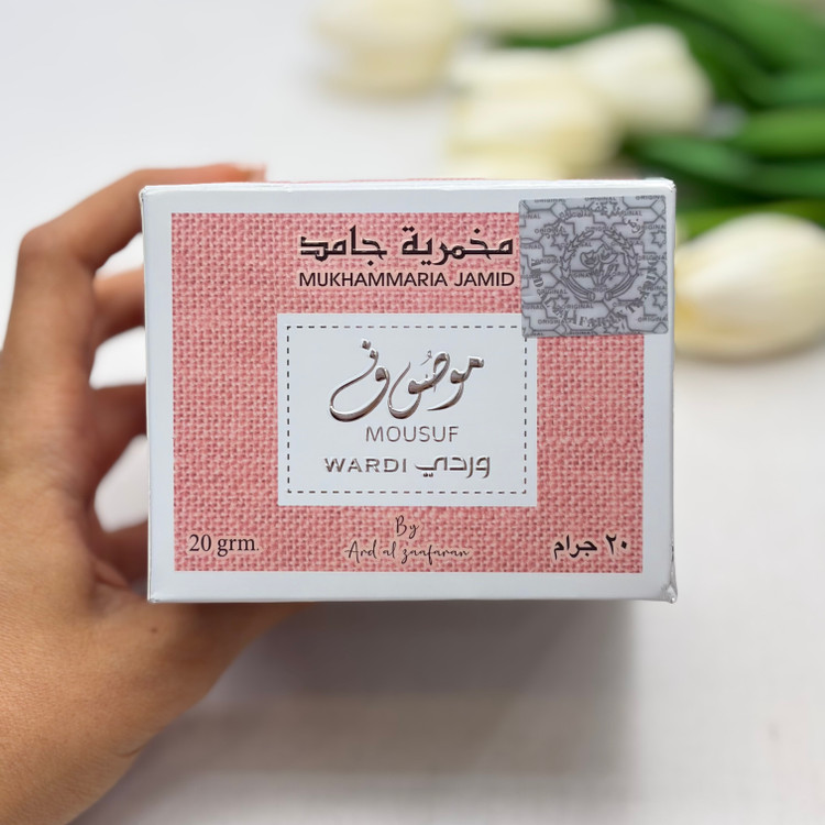 مخمریه جامد،عطر کرمی روغنی مناسب کل بدن و مو حتی نواحی حساس رایحه موصوف وردی صورتی ۲۰گرم