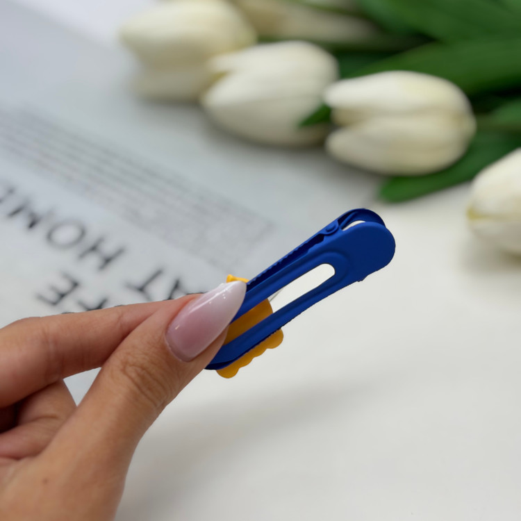 گیره مو انبری پیکسل دار طرح عروسک 6cm