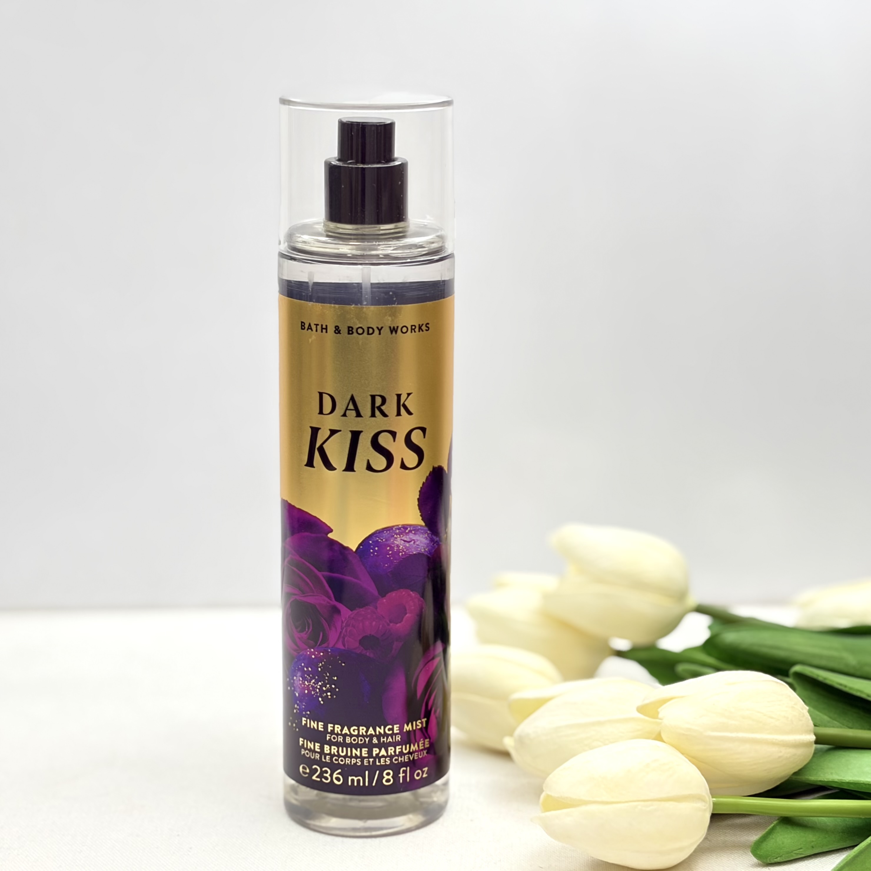 بادی اسپلش و بادی میست اصلی مدل Dark kiss حجم ۲۳۶میل میوه‌ای سنگین، شیرین و کمی تند مشابه ادکلن بریتنی اسپیرز Britney Spears Midnight Fantasy