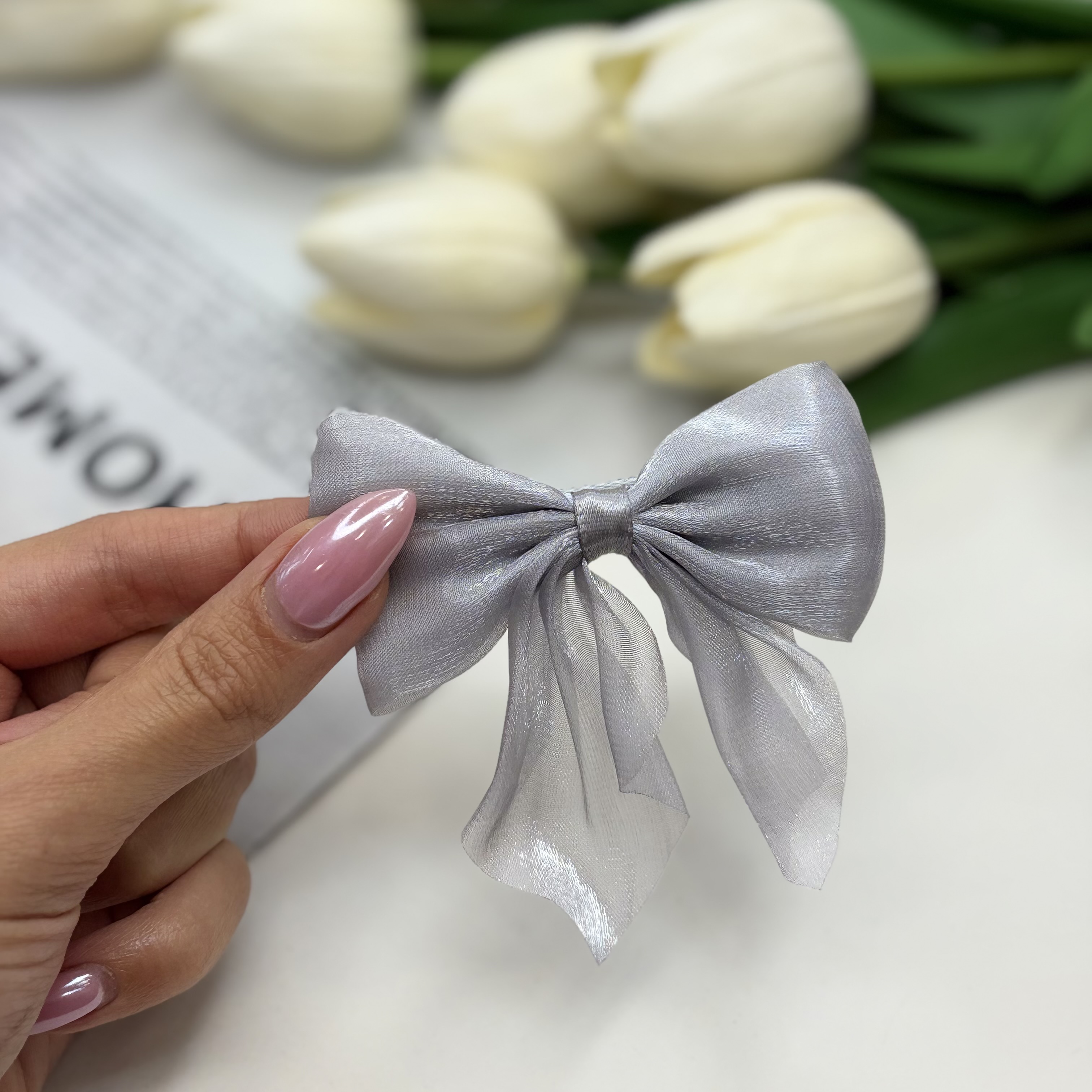 گیره مو انبری تکی طرح پاپیون پینترستی رنگ طوسی