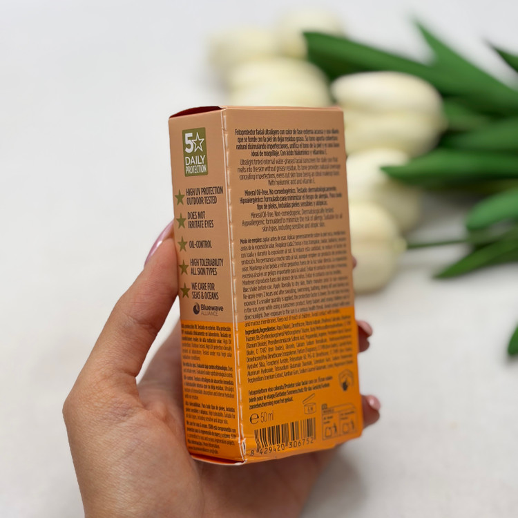 ضدآفتاب رنگی مجیک لایت فیوژن واتر کیفیت اصلی ۵۰میل حاوی SPF50 پایه مبتنی بر آب