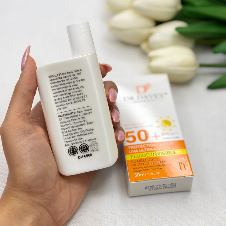 ضدآفتاب فلوئیدی بی رنگ spf50 حجم ۵۰میل مناسب کودکان بانوان و آقایان ضدتعریق