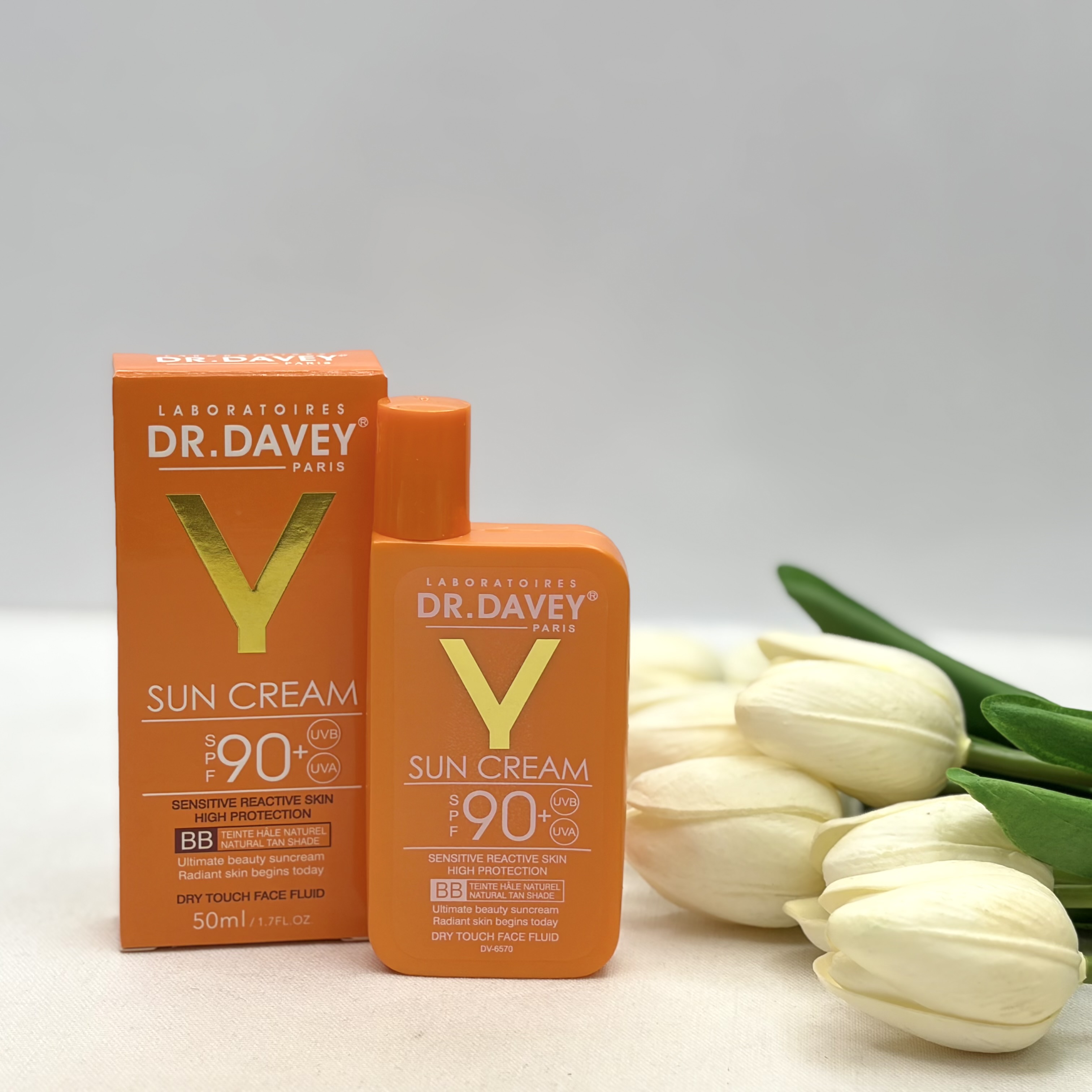 ضد آفتاب رنگی دکتر دیوی SPF 60 مناسب پوست خشک و روشن کننده (BB کرم) حجم ۱۰۰ گرم
