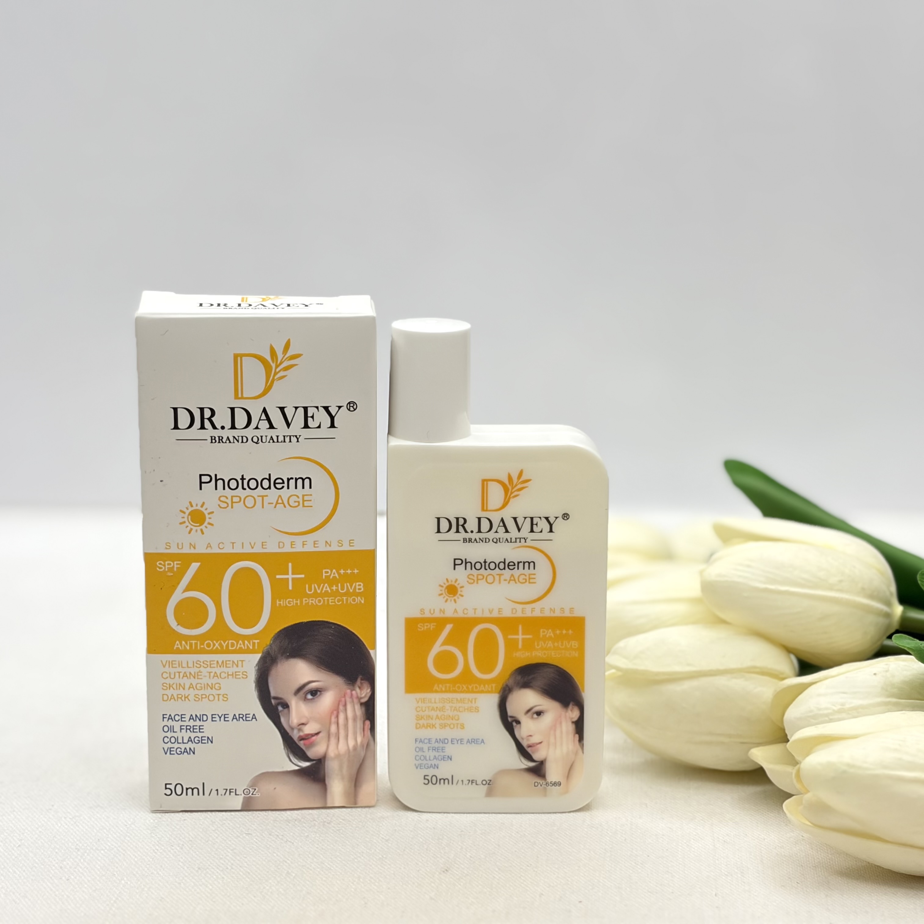کرم ضد آفتاب بدون رنگ صورت ضدچروک ضدلک دکتر دیوی spf50 مدل اسپات ایج محافظ UVA،UVB مناسب برای انواع پوست