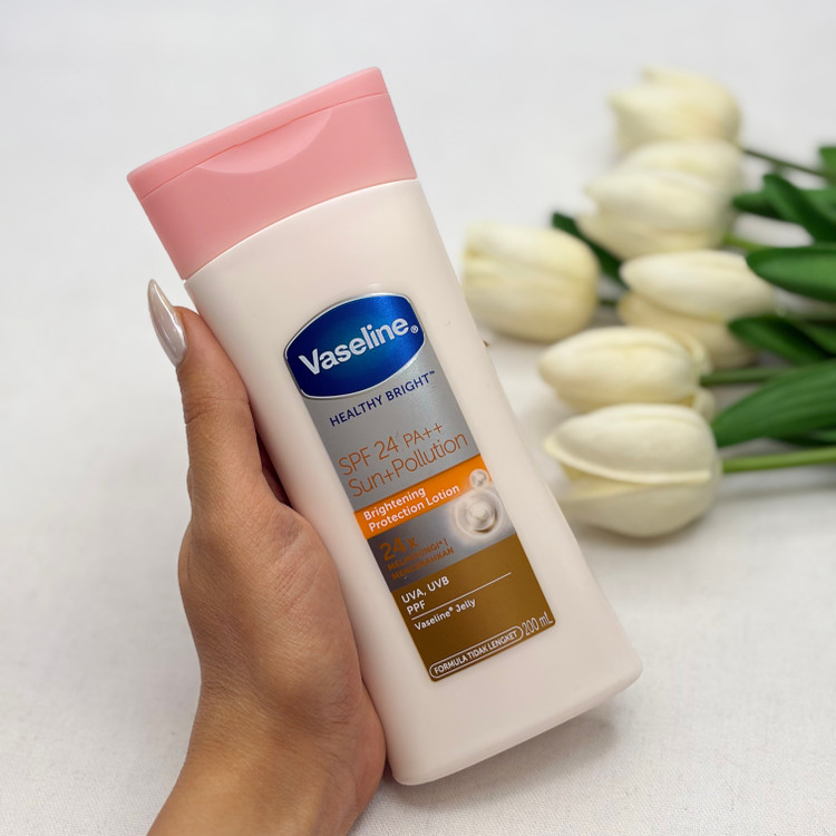 لوسین بدن دارای ضدآفتاب SPF 24 مدل HEALTHY BRIGHT حجم ۲۰۰میل