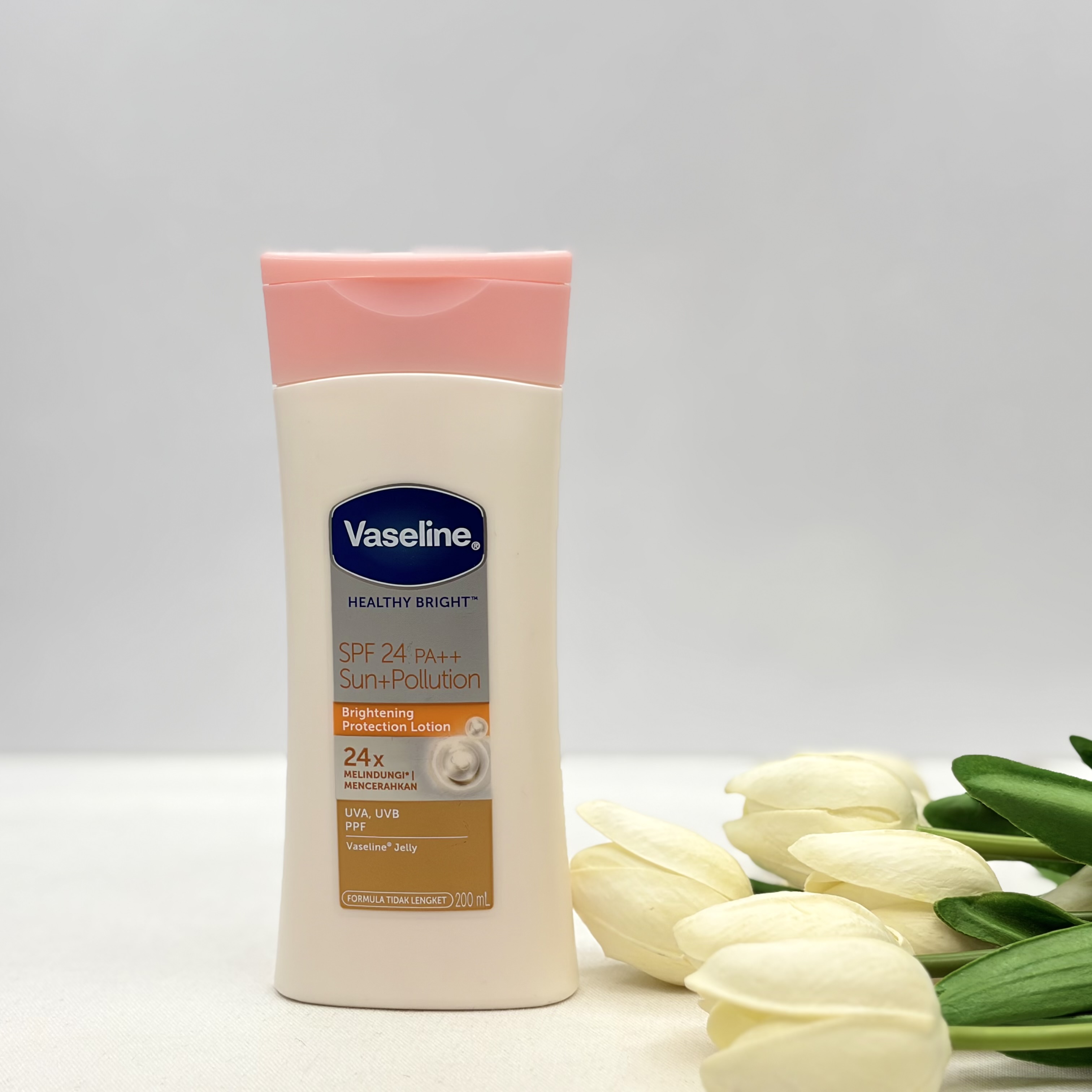 لوسین بدن دارای ضدآفتاب SPF 24 مدل HEALTHY BRIGHT حجم ۲۰۰میل