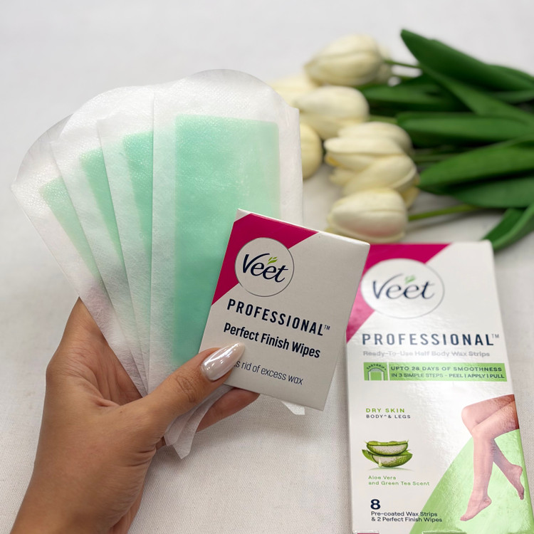نوار مو بر ویت Veet مدل Professional مناسب پوست های خشک بسته ۸ عددی همراه با پد روغن ضدالتهاب