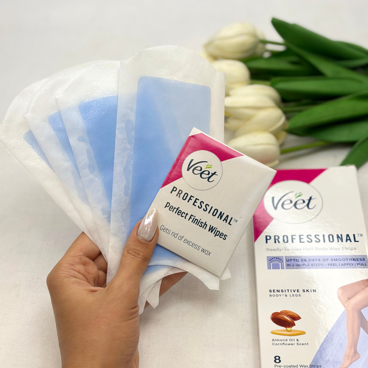 نوار مو بر ویت Veet مدل Professional مناسب پوست های حساس بسته ۸ عددی همراه با پد روغن ضدالتهاب