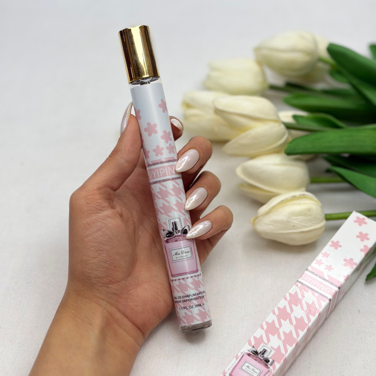 عطر قلمی ۳۵میل رایحه میس دیورMISS DIOR