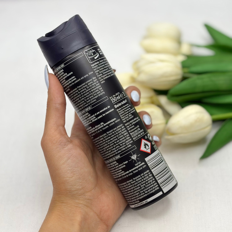 اسپری دئودرانت بدن مردانه مدل DEEP BLACK CARBON رایحه AMAZONIA ماندگاری48ساعته ۱۵۰میل