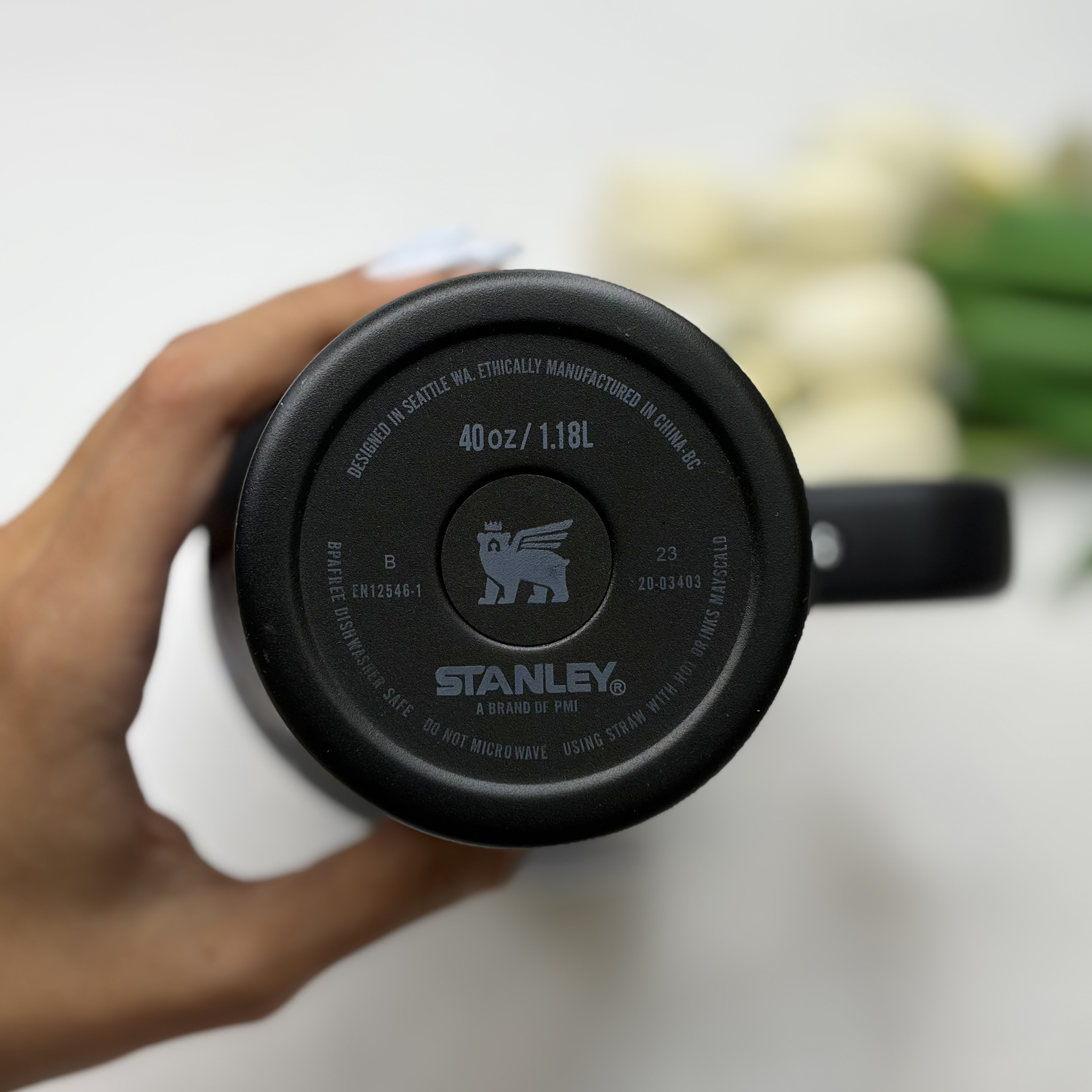 تراول ماگ تامبلراستنلی STANLEYکالکشن باربی مشکی کهکشانی حجم 1.18 لیتر