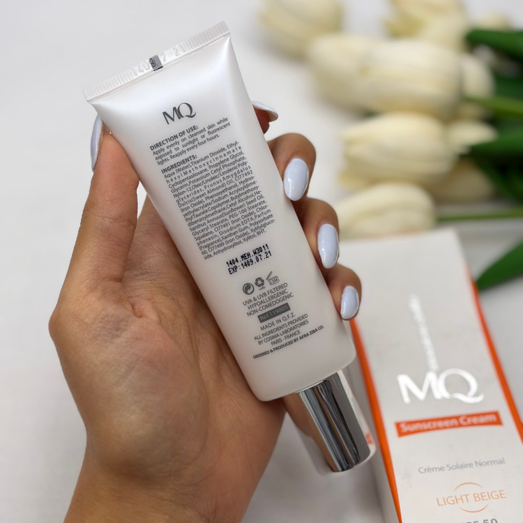 کرم ضد آفتاب SPF50 نرمالnormal ام کیو MQ مدل Creme Solaire Sans Huile بژ روشنLight Beigeمناسب پوست نرمال و خشک55ml